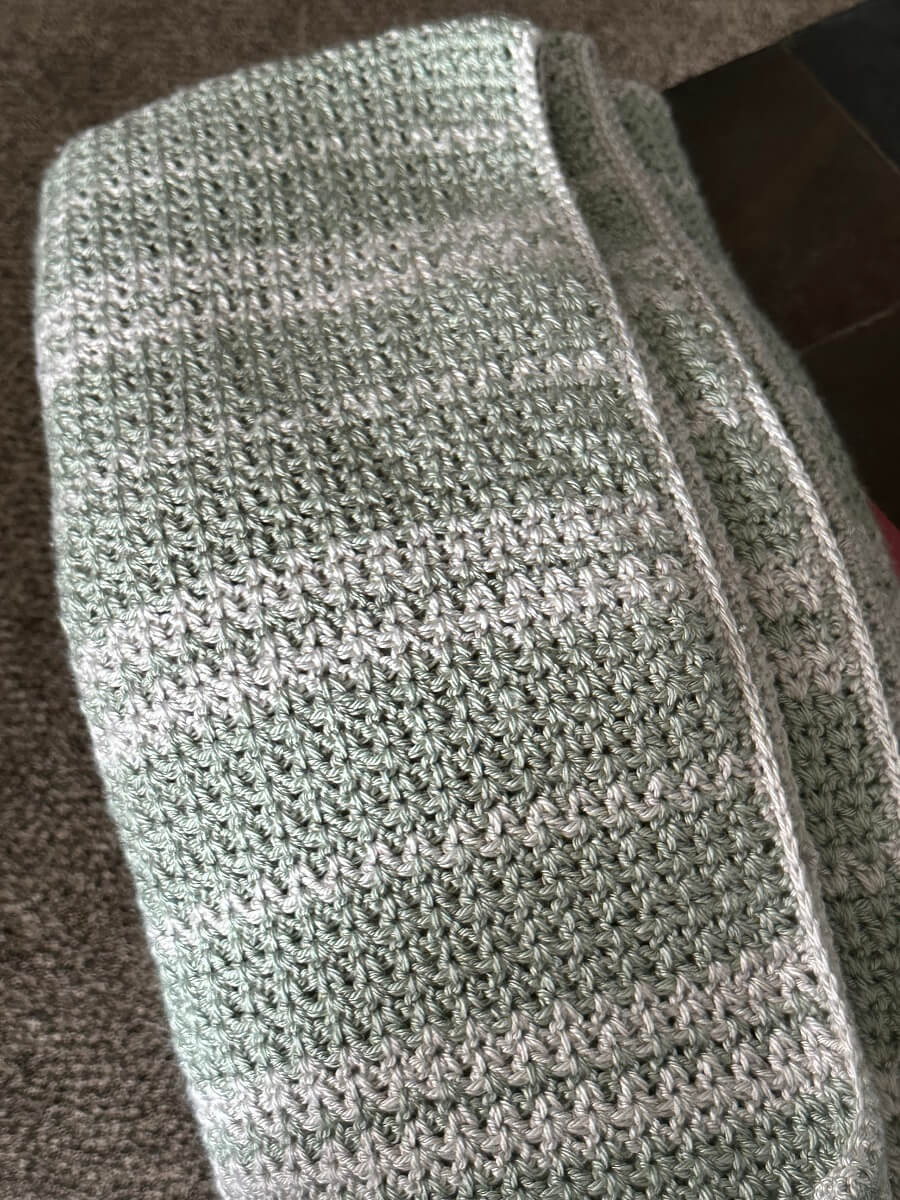 Full Blanket In V Stitch Double Crochet A Midlife Wife Full blanket in v stitch double crochet a midlife wife